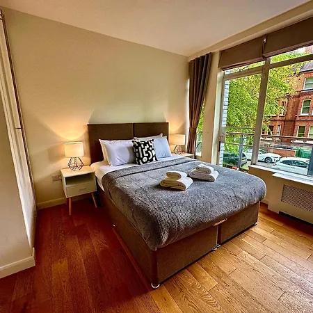 Quiet Residential Area Modern And Cozy Two Bed Apartment In Hampstead London Exterior photo